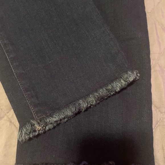 Denver Hayes Jeans (Distressed hem) - Picture 4 of 4